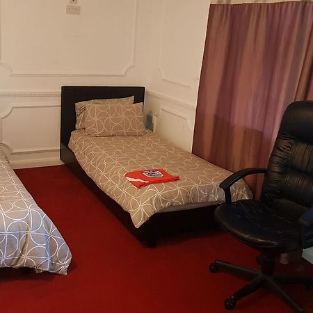 Hatfield Suites Buitenkant foto