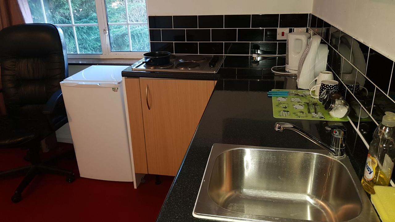 Hatfield Suites Buitenkant foto